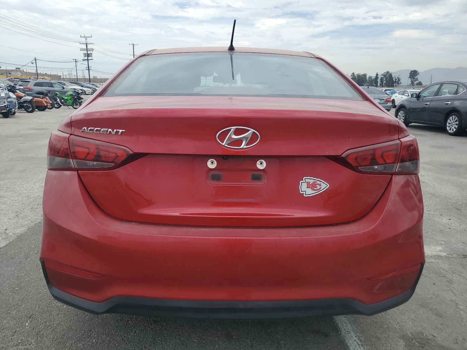 3KPC24A37KE087400 2019 Hyundai Accent Se