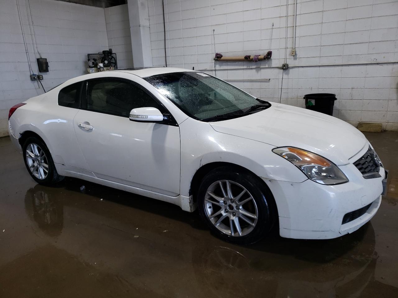 2008 Nissan Altima - Image 4