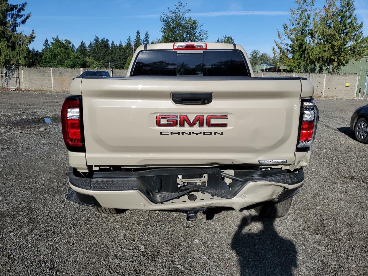 1GTP6BEK1R1128709 2024 GMC Canyon Elevation