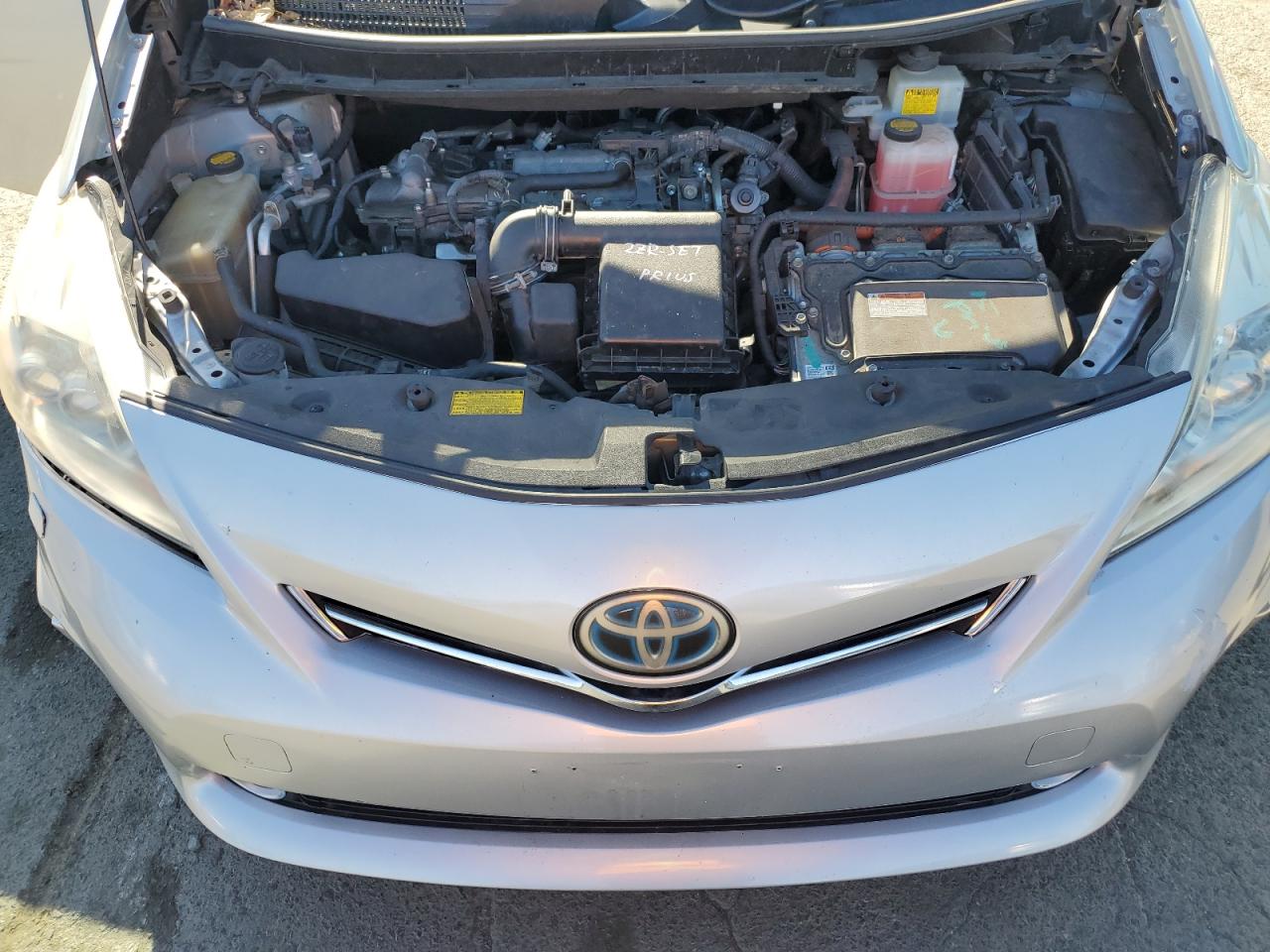 JTDZN3EU8D3240956 2013 Toyota Prius V