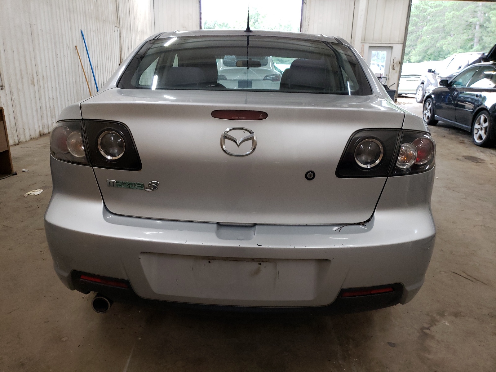 JM1BK12F271686038 2007 Mazda 3 I