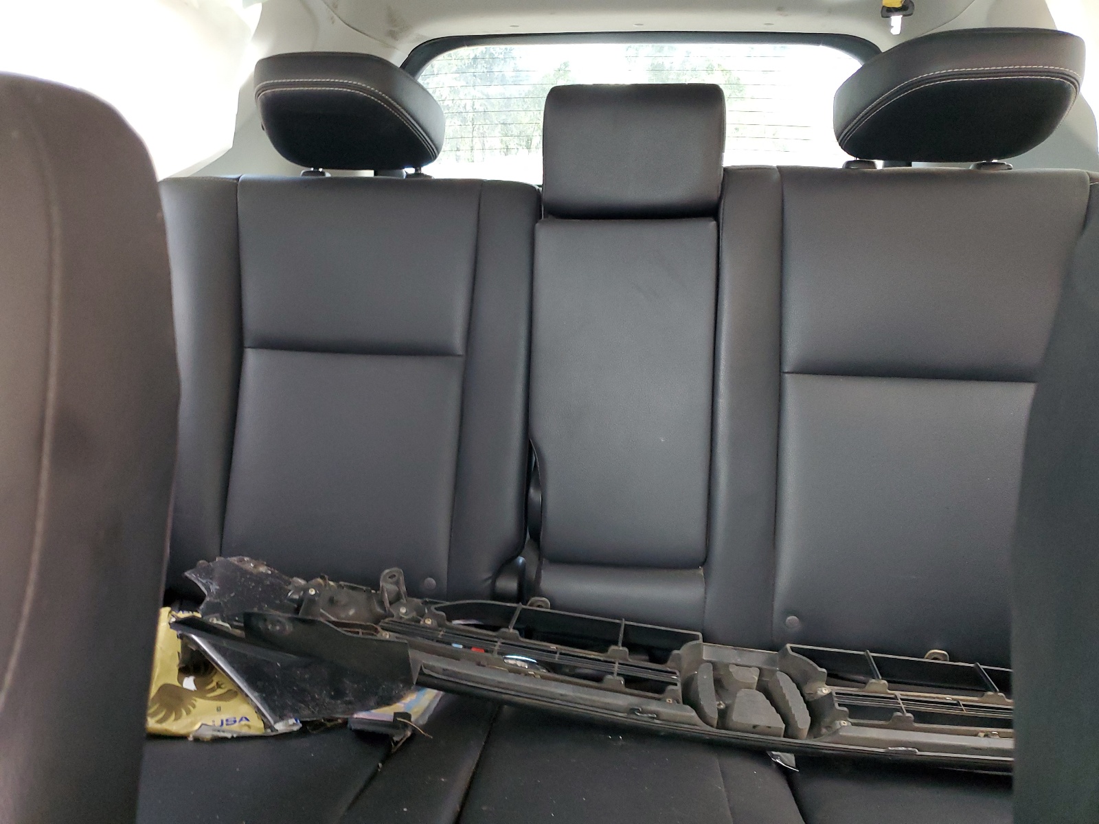 JTMYFREV1HD105595 2017 Toyota Rav4 Limited