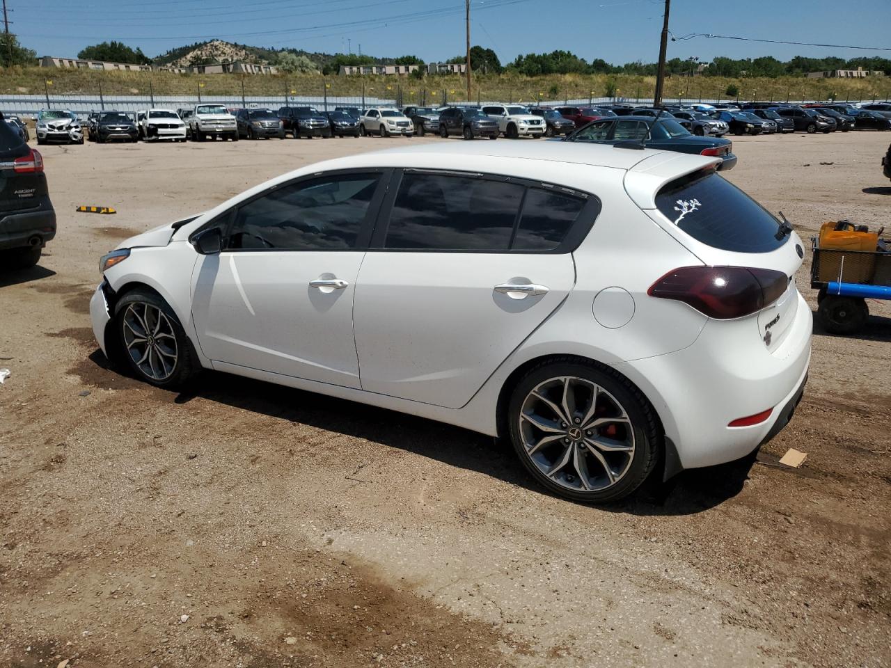 3KPFN5A37HE056845 2017 KIA FORTE - Image 2