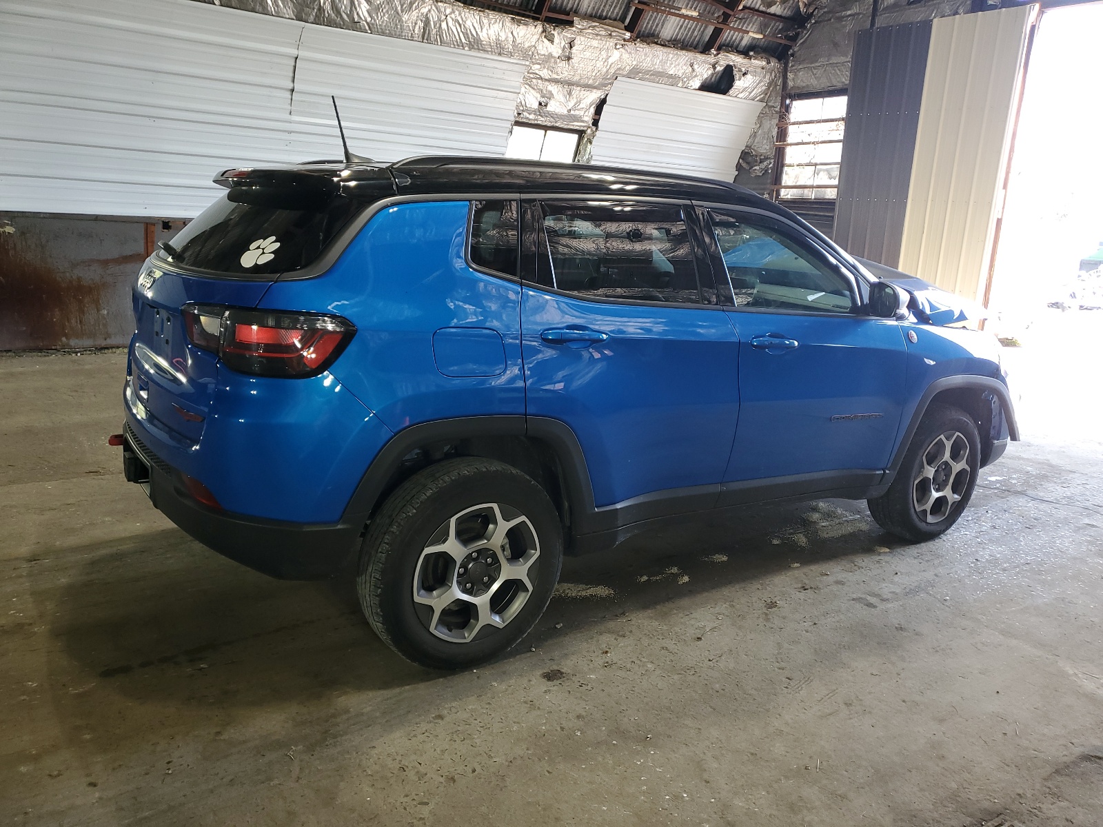 3C4NJDDB2NT140678 2022 Jeep Compass Trailhawk