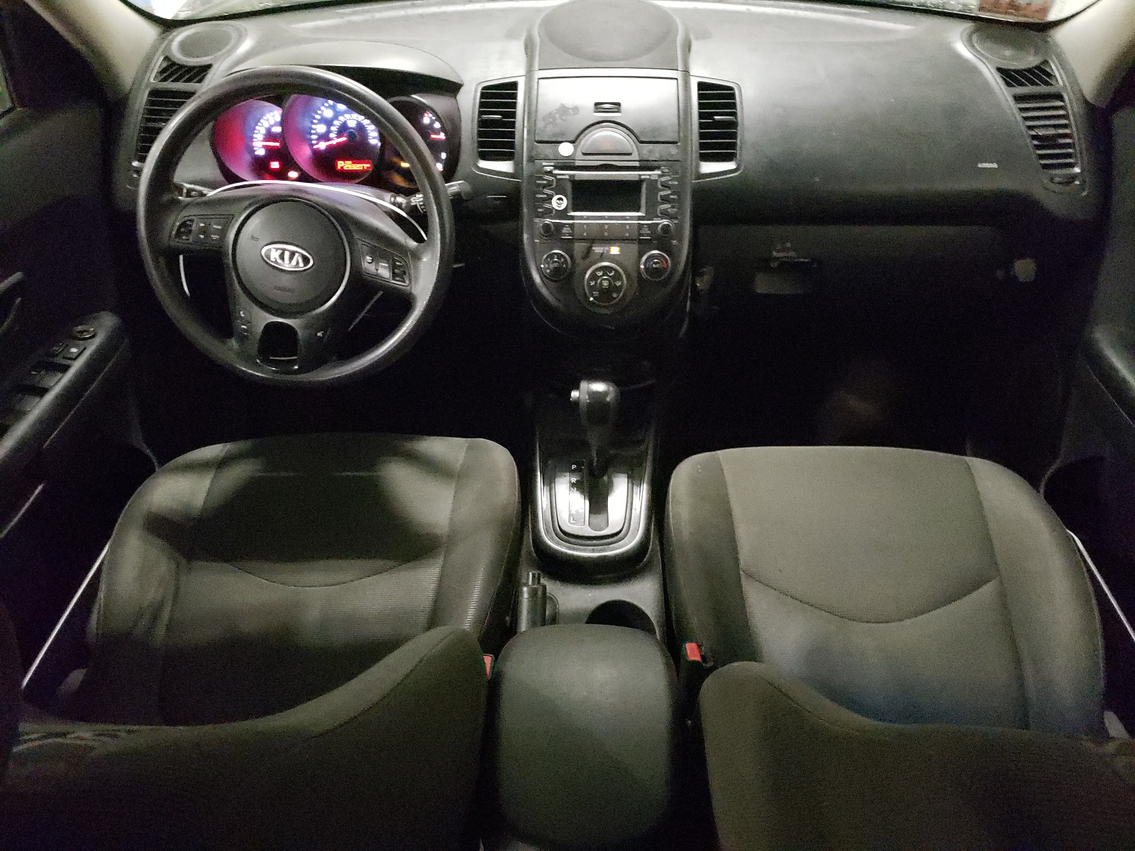 KNDJT2A2XA7037864 2010 Kia Soul +