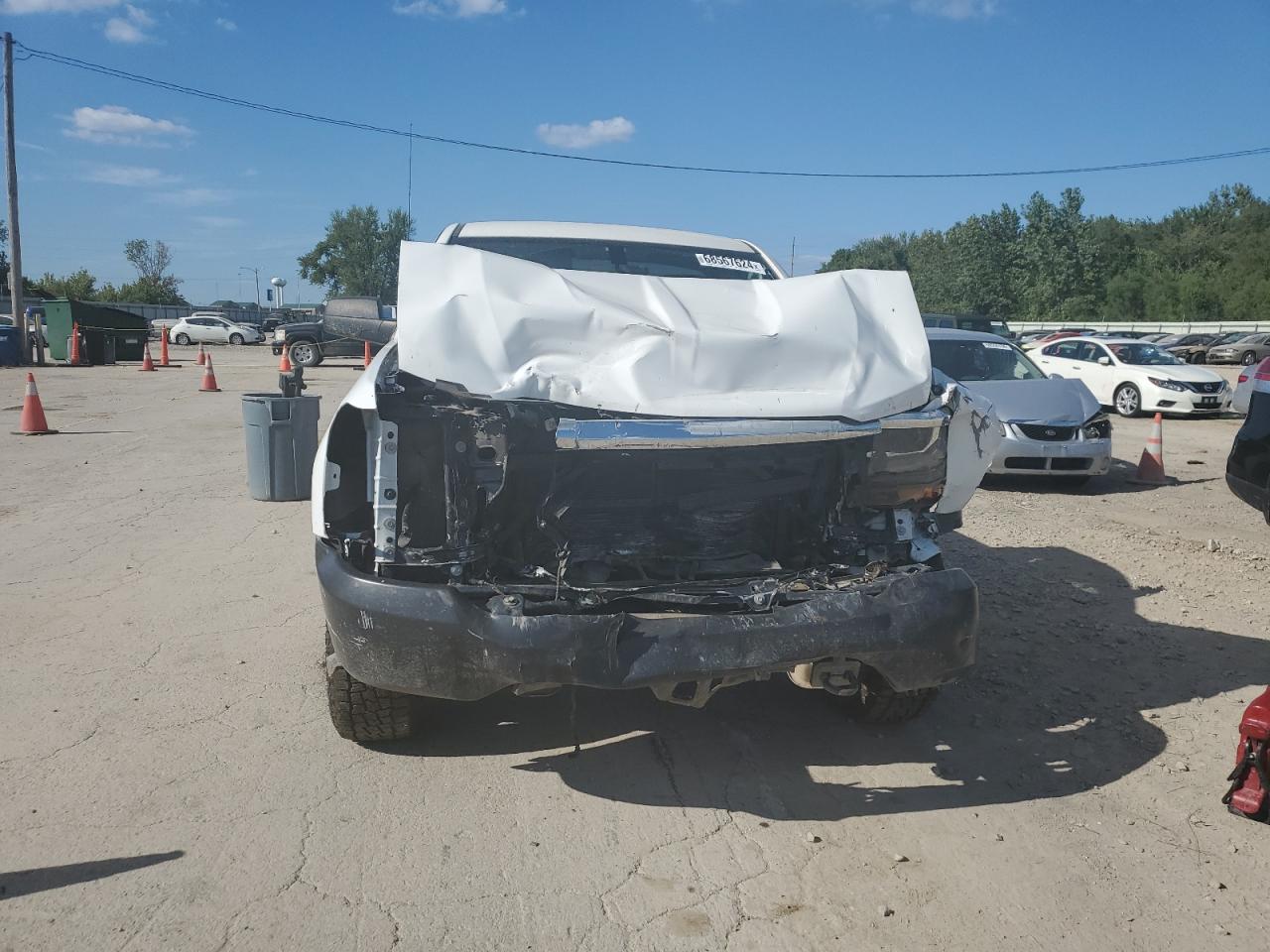 2018 Chevrolet Silverado K1500 VIN: 1GCNKNECXJZ126461 Lot: 68567624