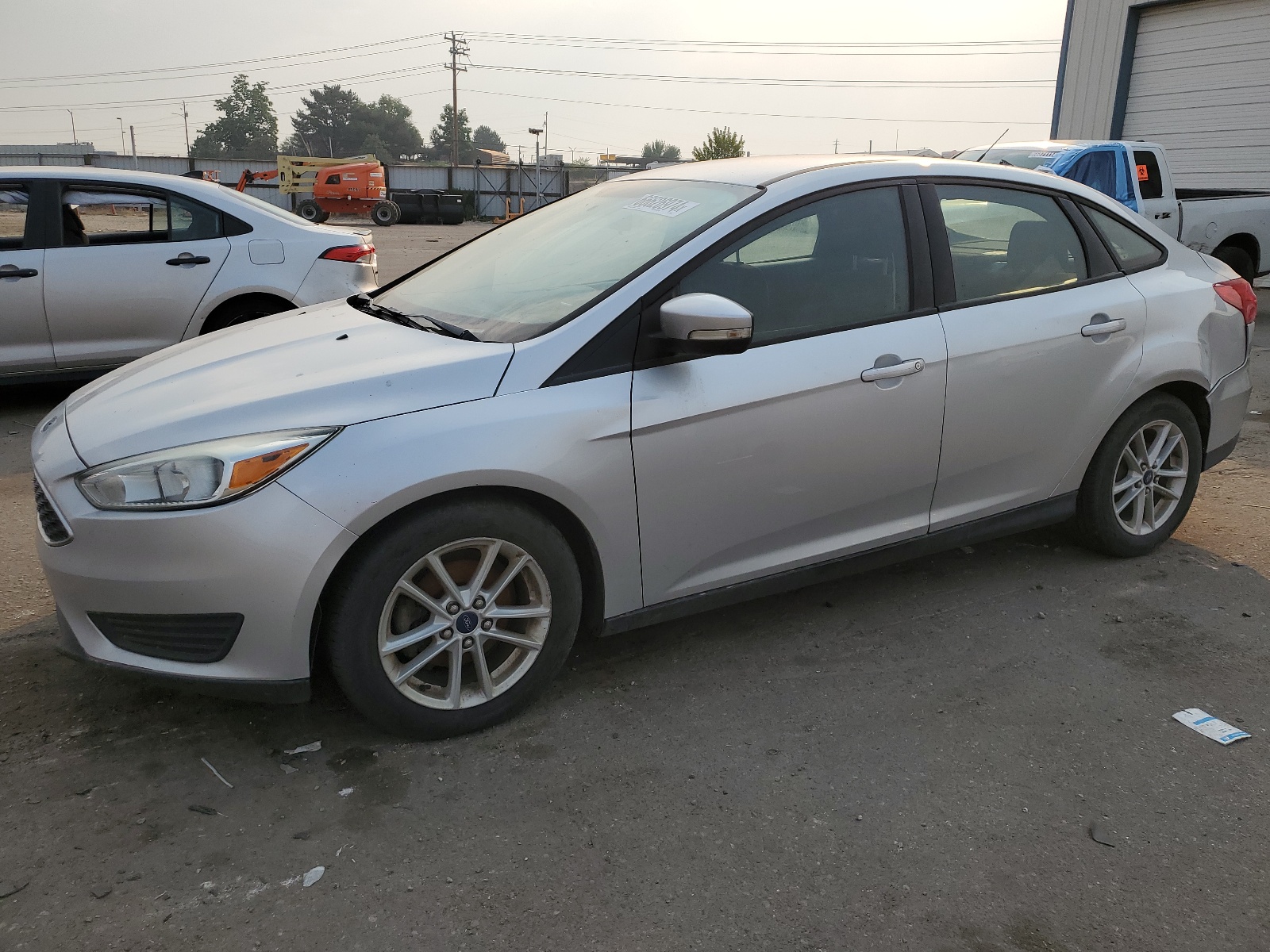 2015 Ford Focus Se vin: 1FADP3F28FL241020