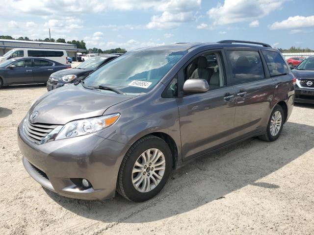 2013 Toyota Sienna Xle