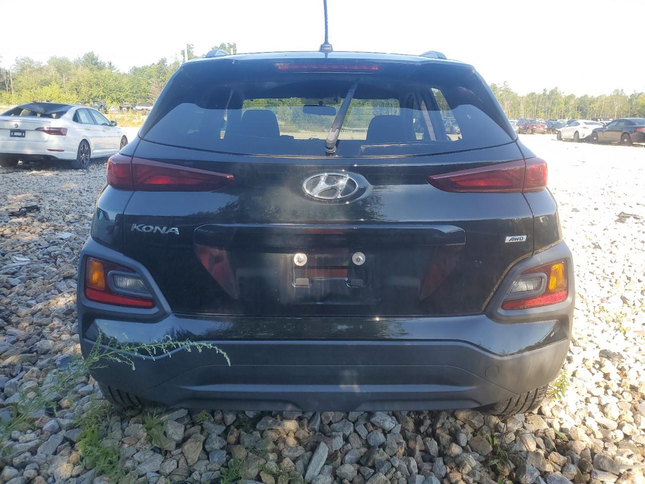 KM8K2CAA4JU082610 2018 Hyundai Kona Sel