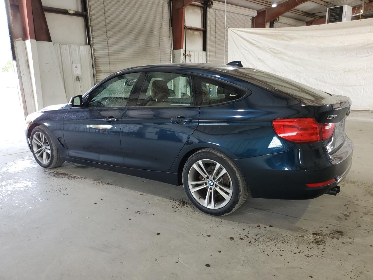 WBA8Z5C59GGS37551 2016 BMW 3 SERIES - Image 2