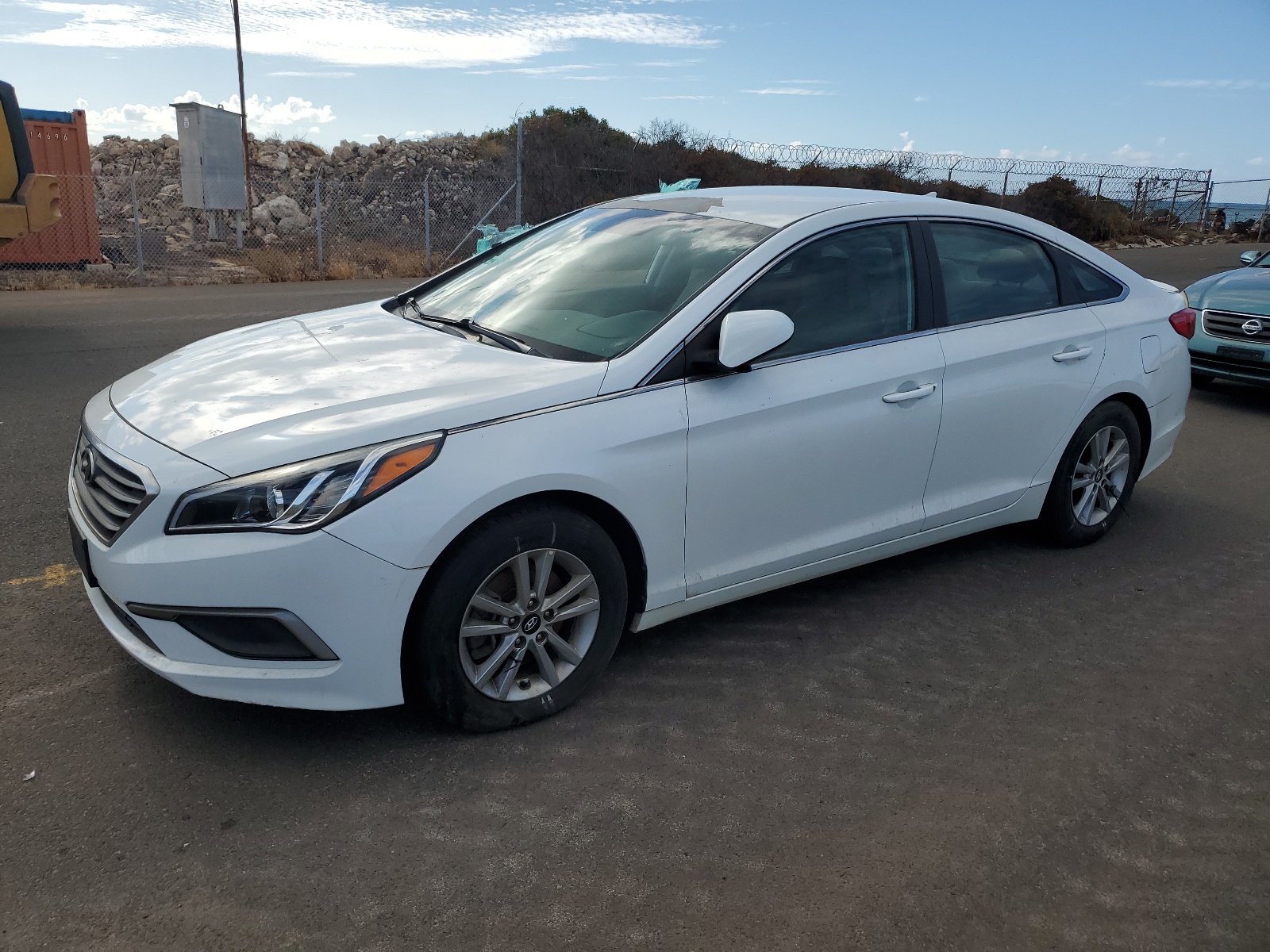 2017 Hyundai Sonata Se vin: 5NPE24AF5HH540789