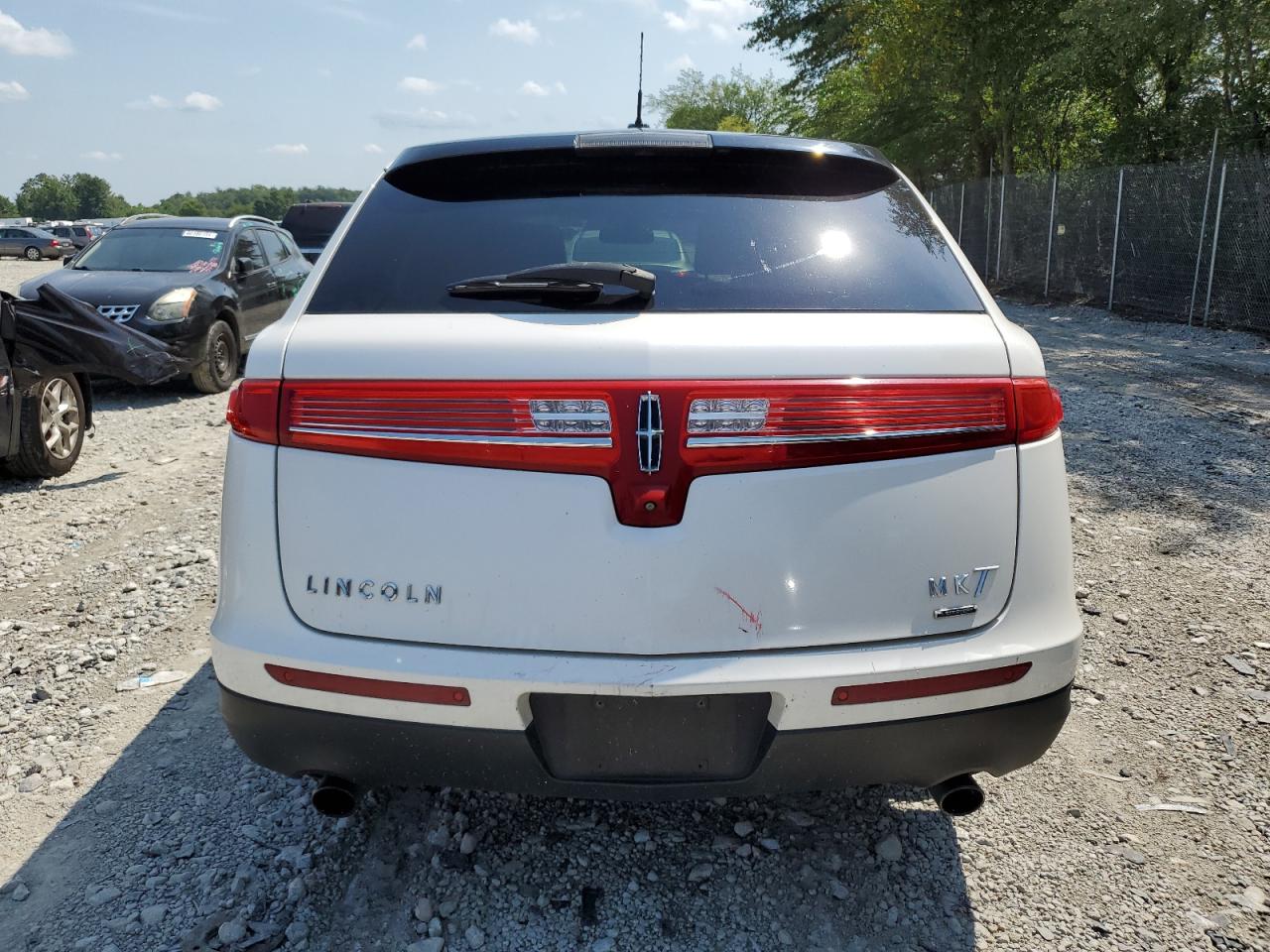 2014 Lincoln Mkt VIN: 2LMHJ5AT4EBL57905 Lot: 64424994