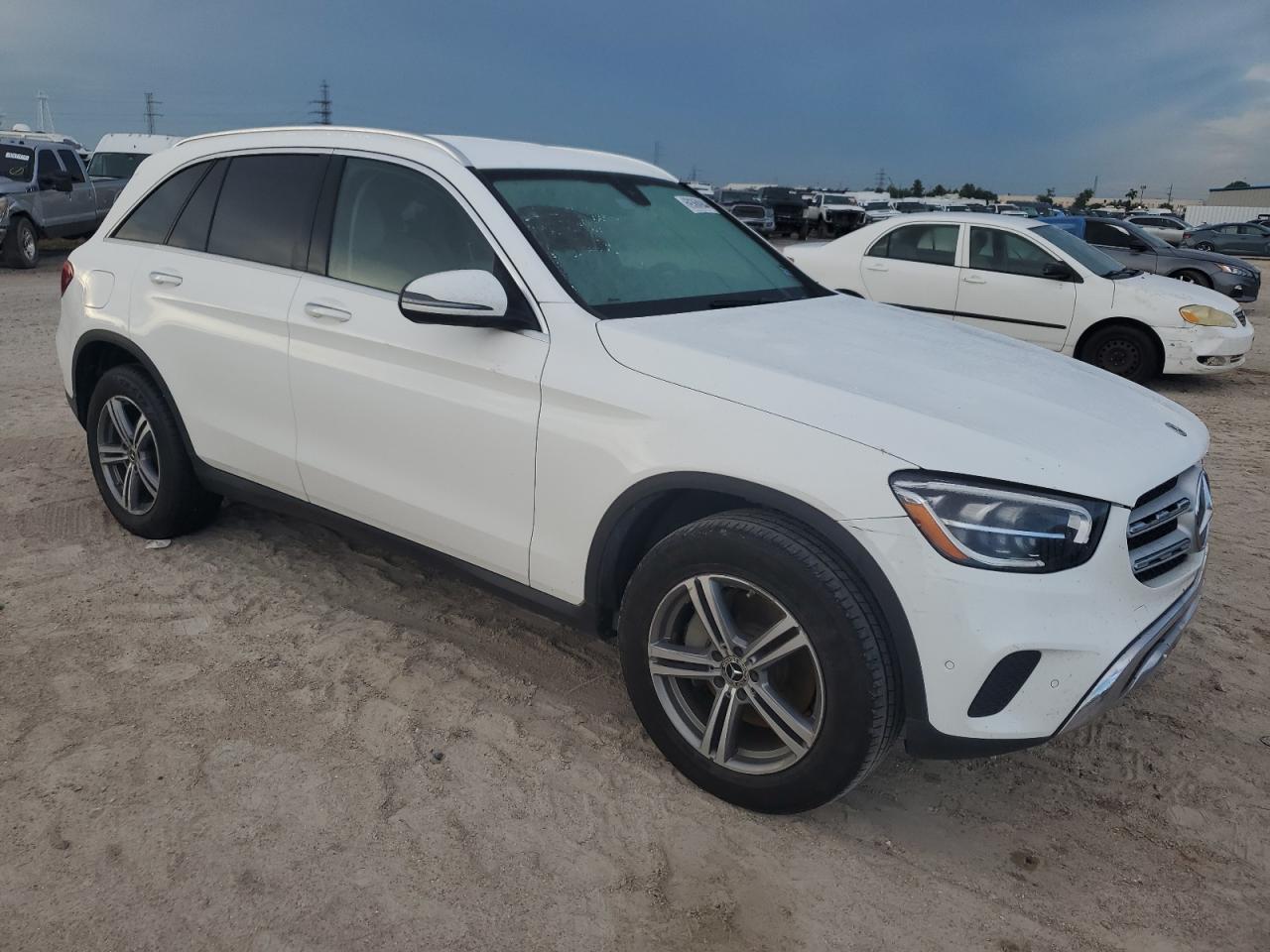 2021 Mercedes-Benz GLC - Image 4