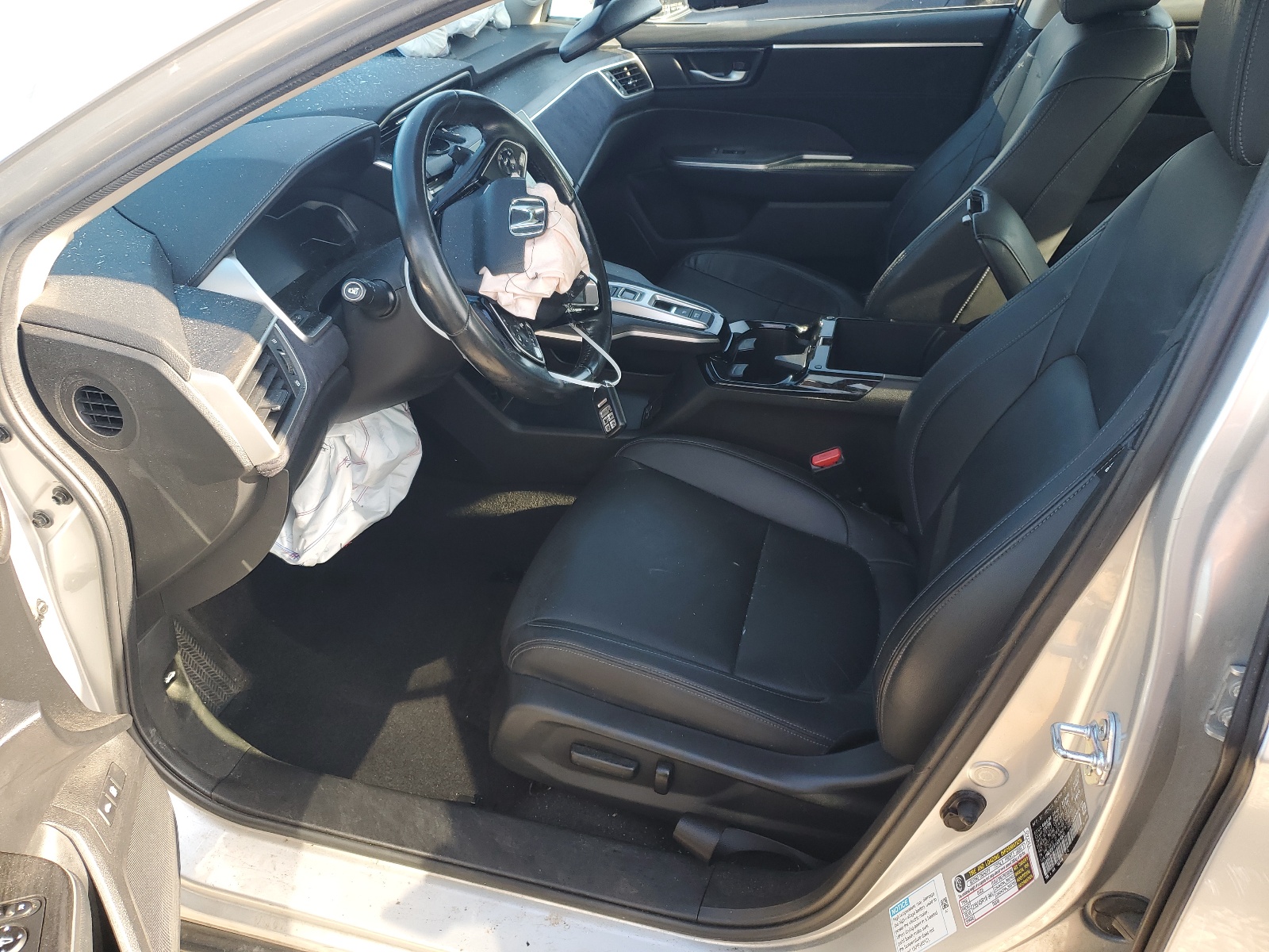 JHMZC5F37JC016921 2018 Honda Clarity Touring