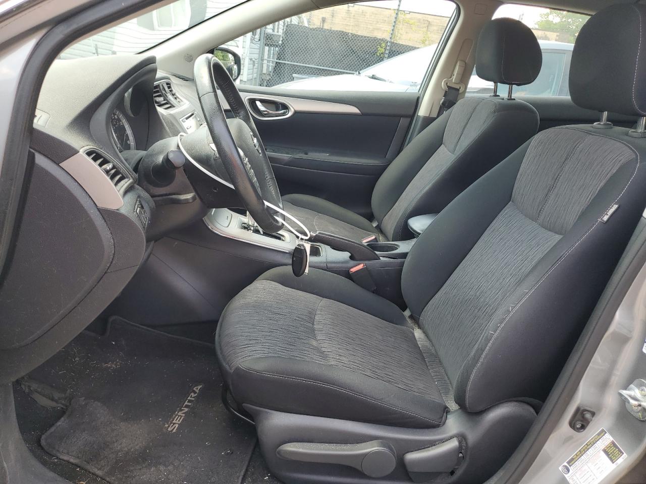 2014 Nissan Sentra - Image 7