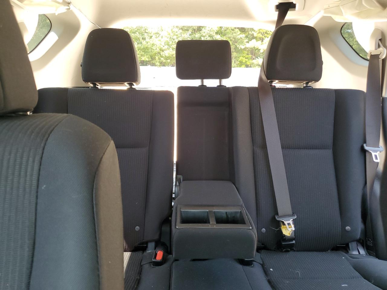 2017 Toyota Rav4 Le VIN: JTMZFREV1HJ714496 Lot: 69102474