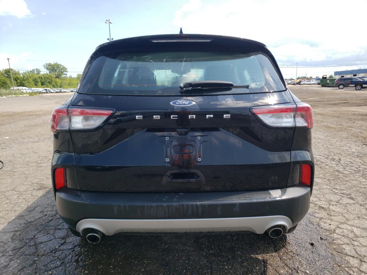 2022 Ford Escape S VIN: 1FMCU0F69NUB32361 Lot: 66425744