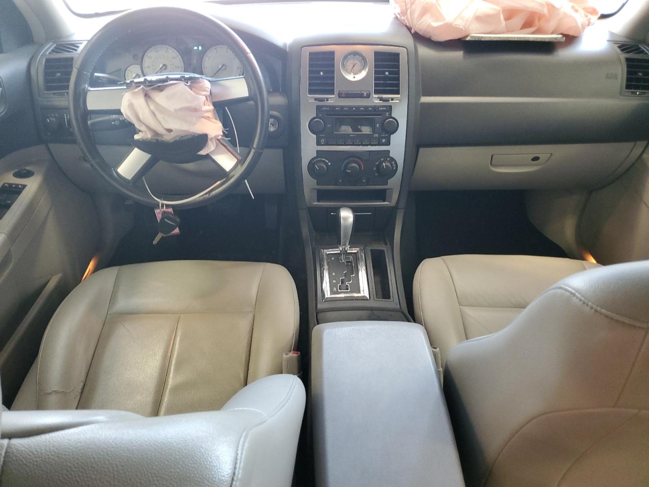 2007 Chrysler 300 Touring VIN: 2C3KA53G27H632729 Lot: 66784854