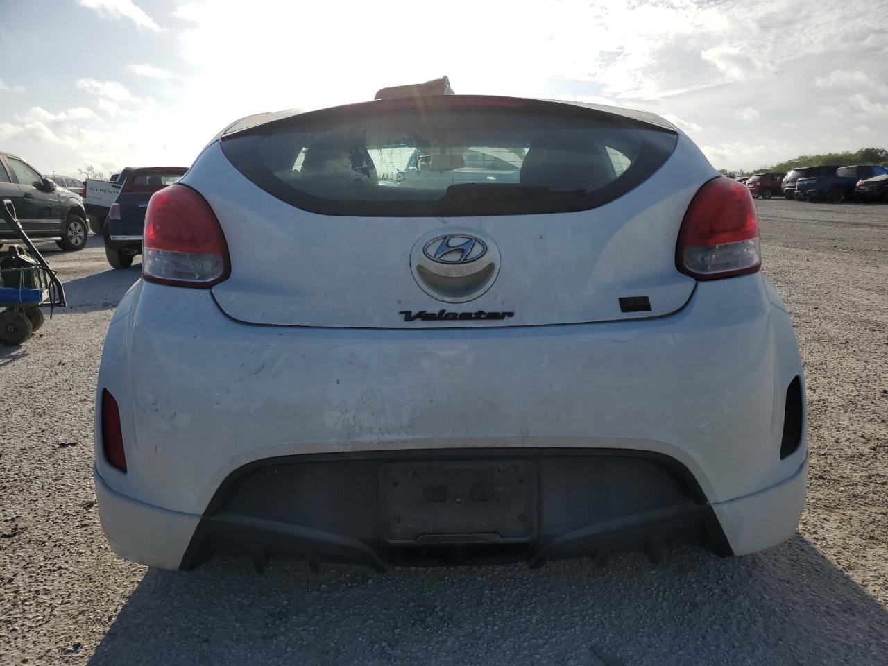 KMHTC6AD9DU136212 2013 Hyundai Veloster