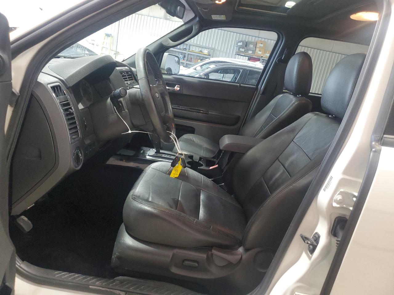 2010 Ford Escape Limited VIN: 1FMCU9EG0AKC60282 Lot: 65960164