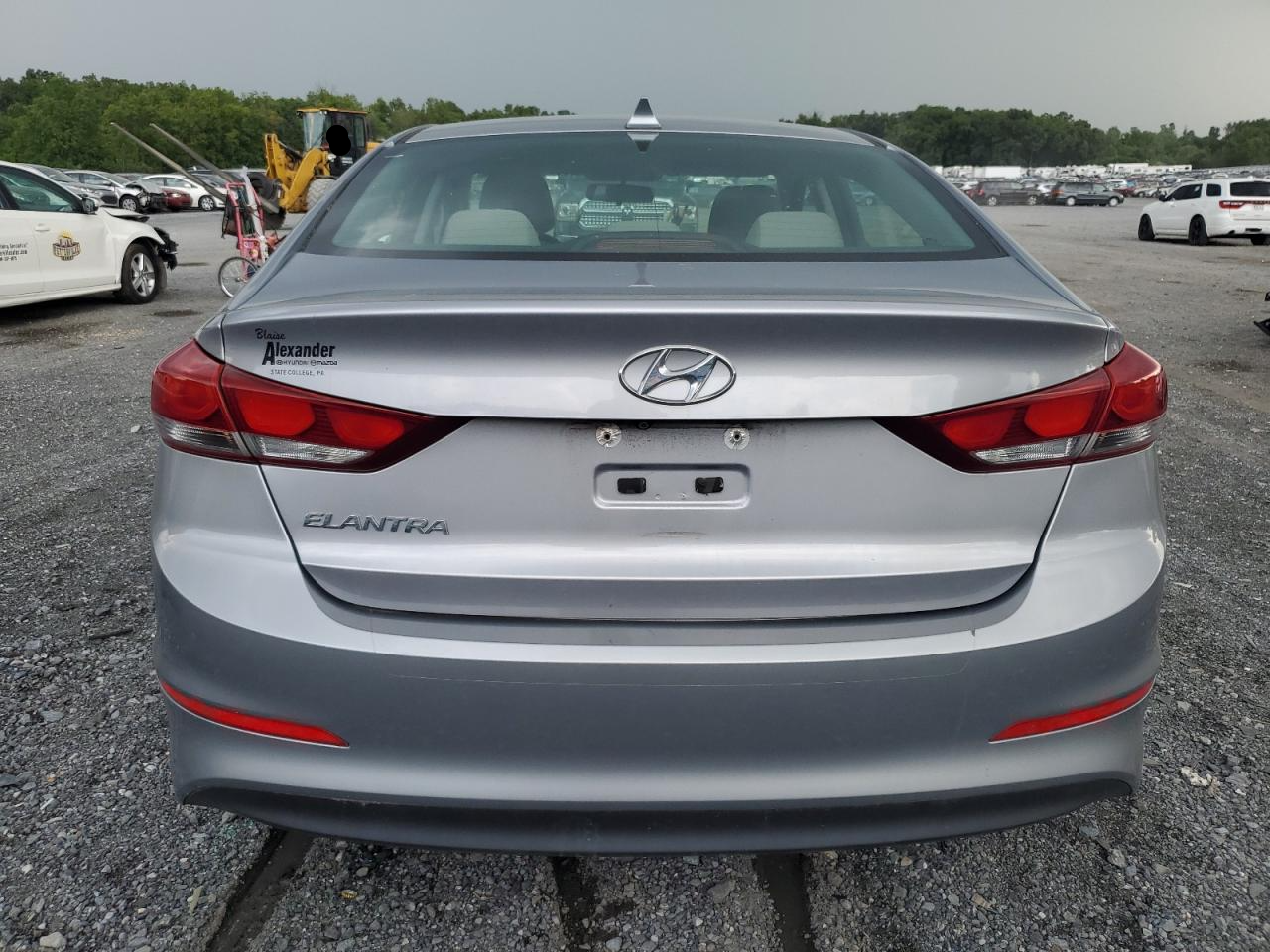 5NPD84LFXHH027156 2017 Hyundai Elantra Se