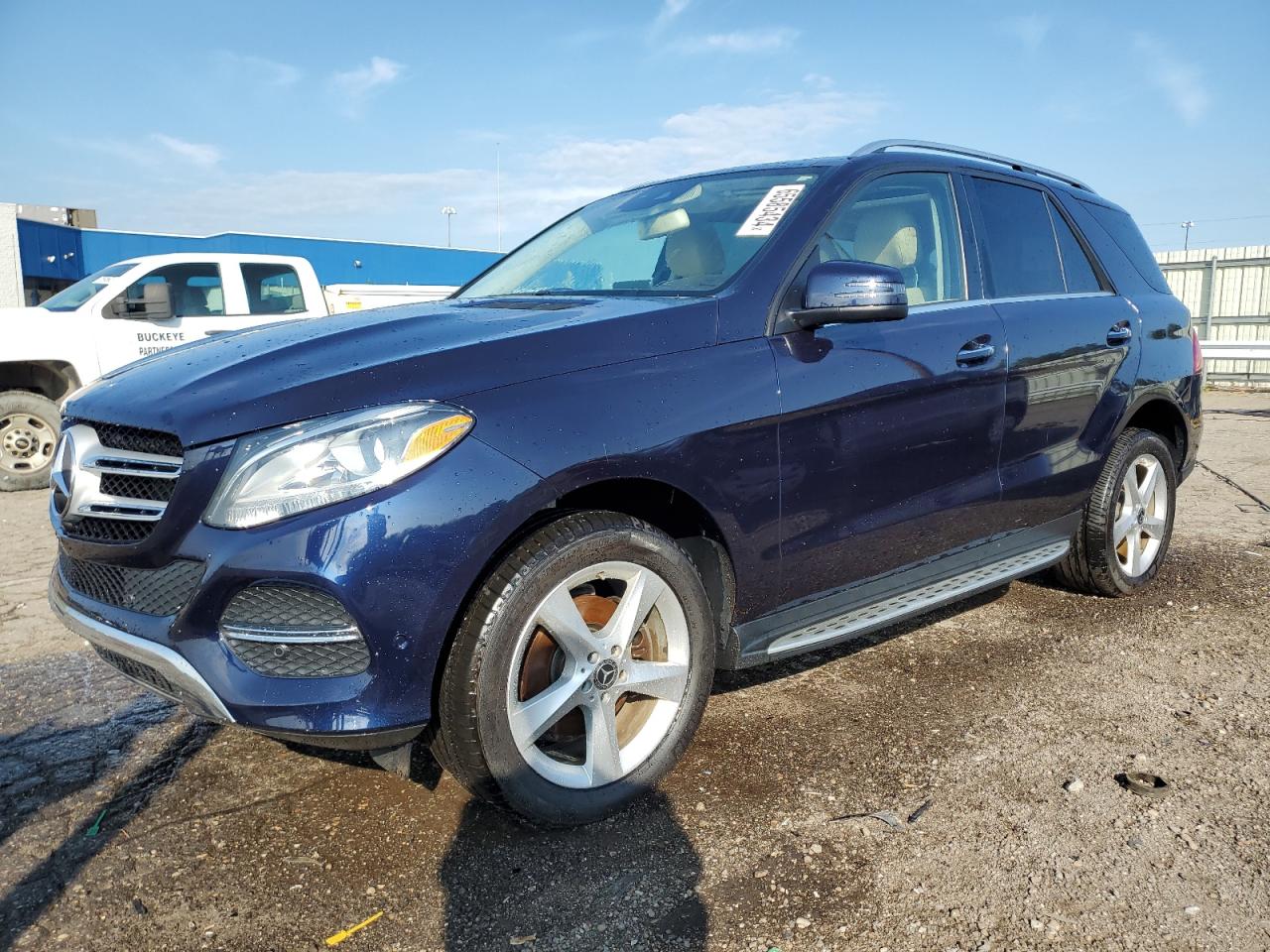 4JGDA5HB0HA933335 2017 MERCEDES-BENZ GLE - Image 1