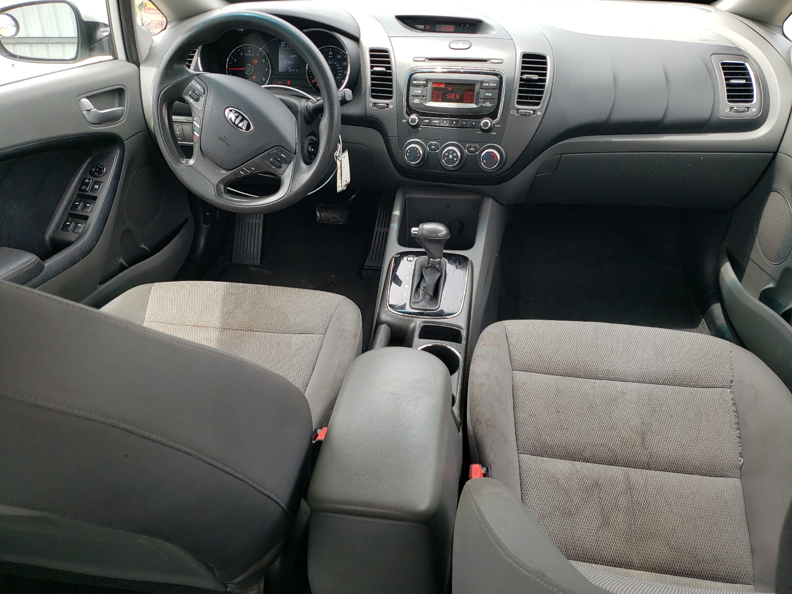 3KPFK4A77HE097305 2017 Kia Forte Lx