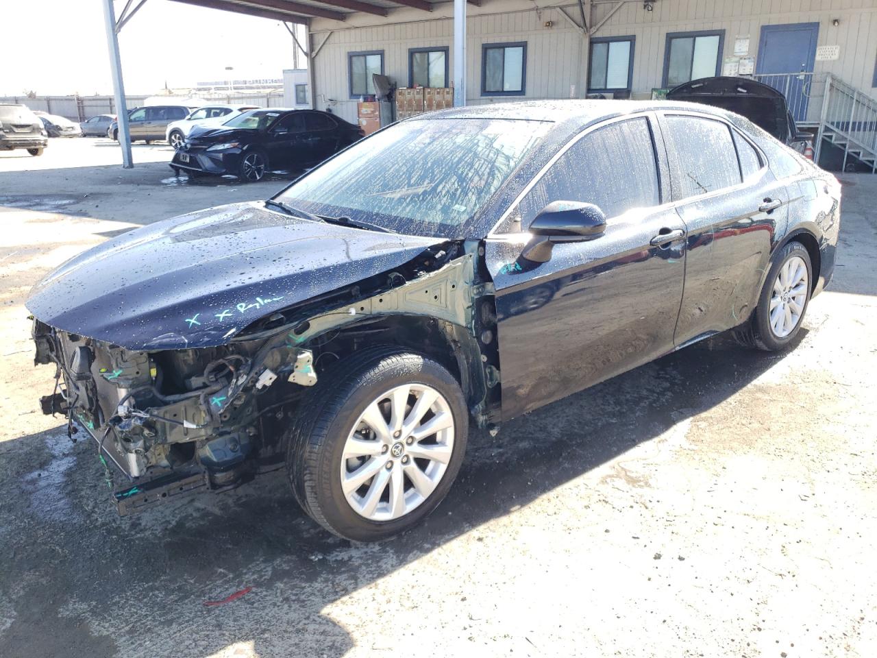 4T1B11HK5JU642155 2018 TOYOTA CAMRY - Image 1