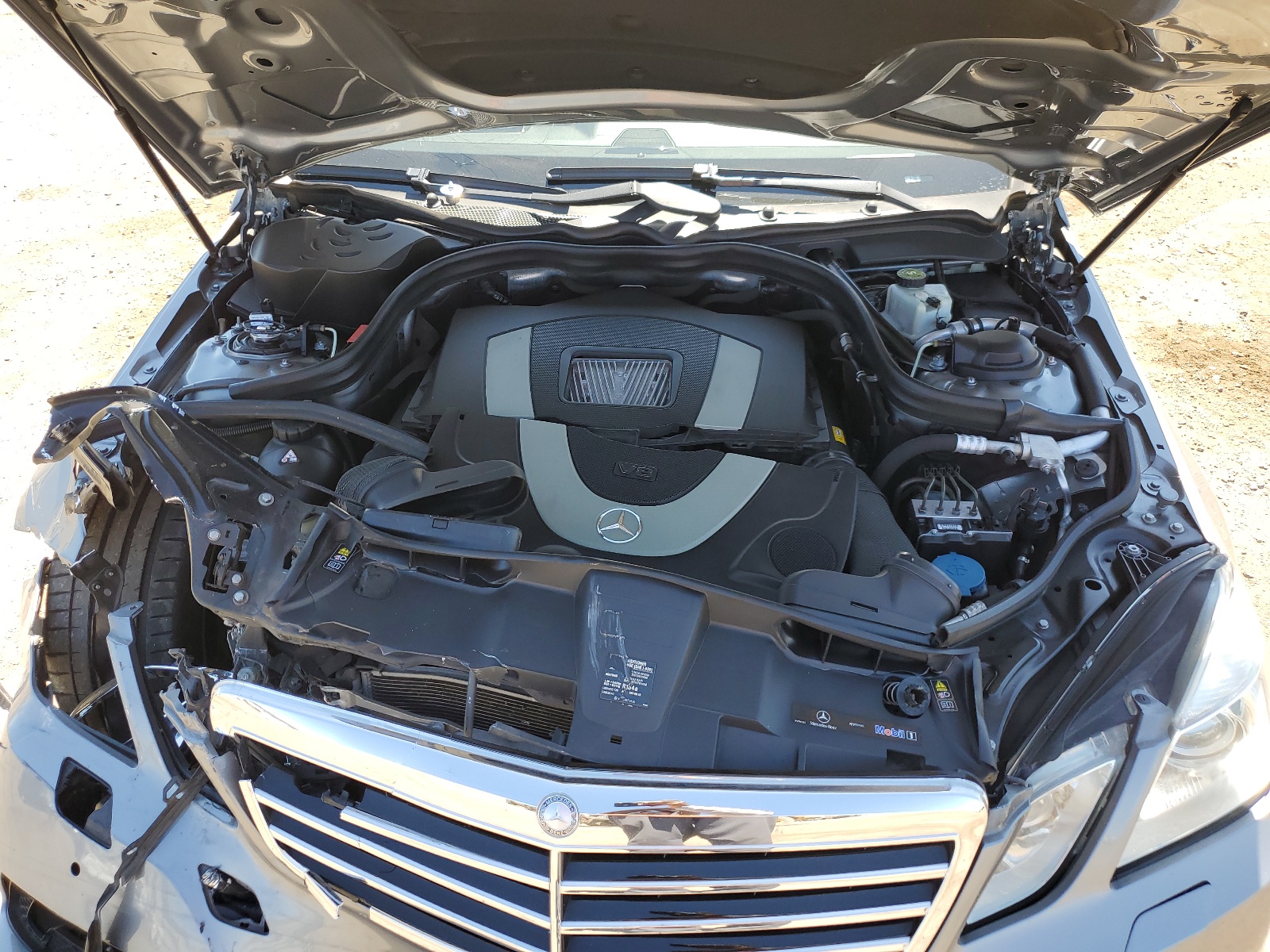 WDDHF7CB0BA278942 2011 Mercedes-Benz E 550