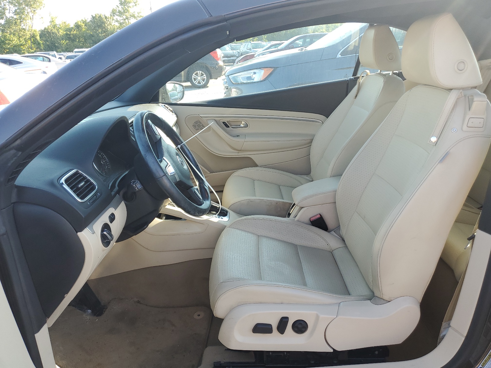 WVWBW8AHXEV005887 2014 Volkswagen Eos Komfort