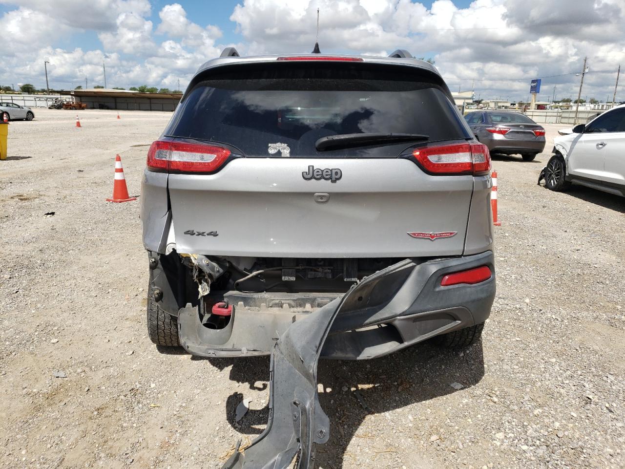 1C4PJMBS8FW698848 2015 Jeep Cherokee Trailhawk