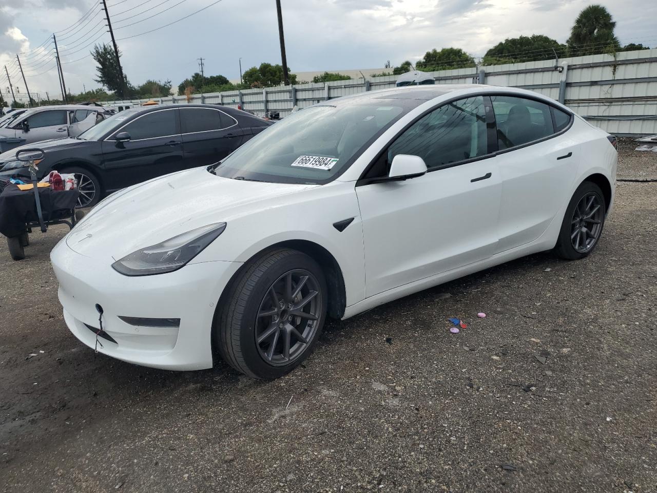 5YJ3E1EA6MF048647 2021 TESLA MODEL 3 - Image 1