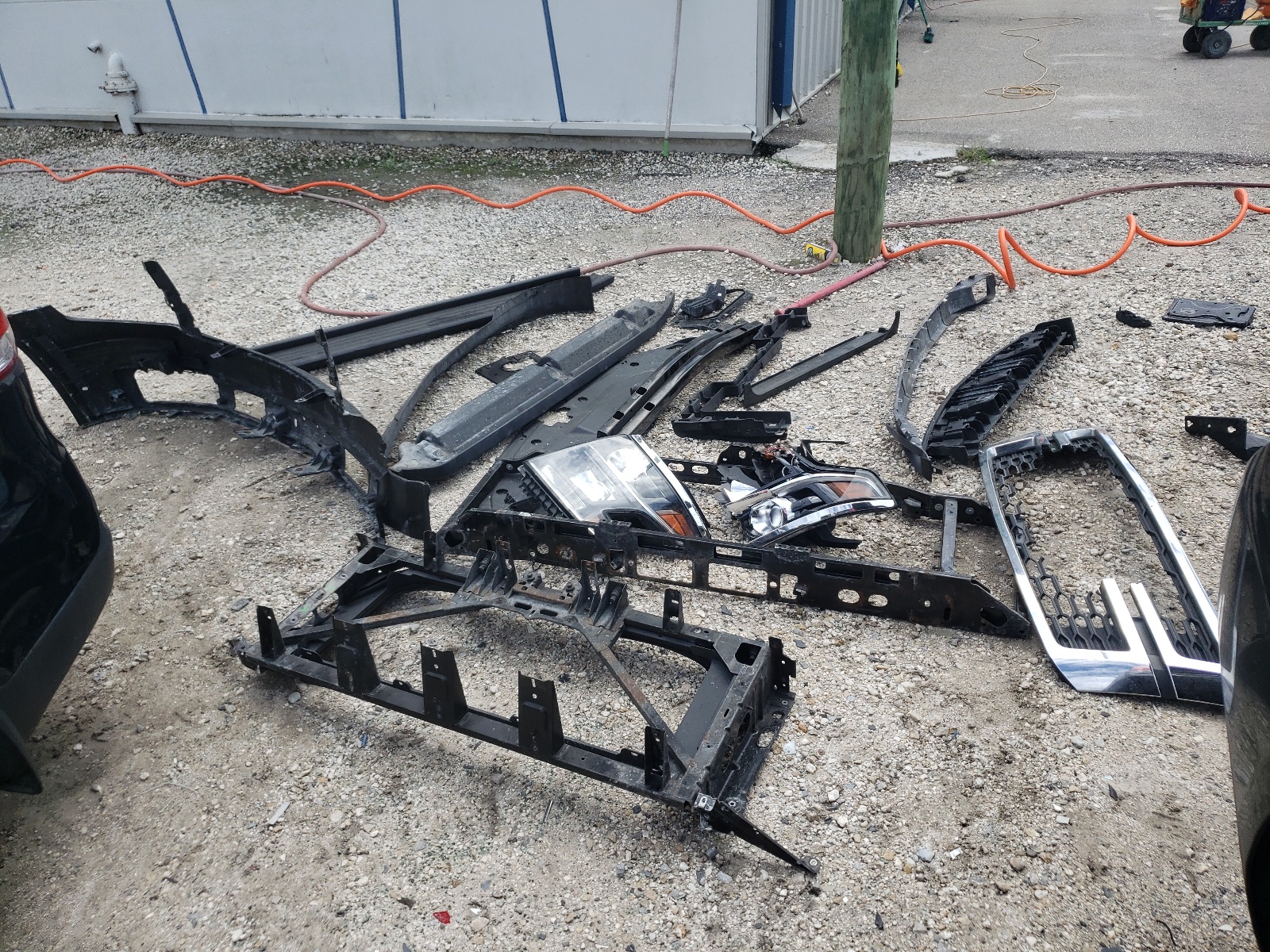 1GNSCBKCXFR646046 2015 Chevrolet Tahoe C1500 Lt