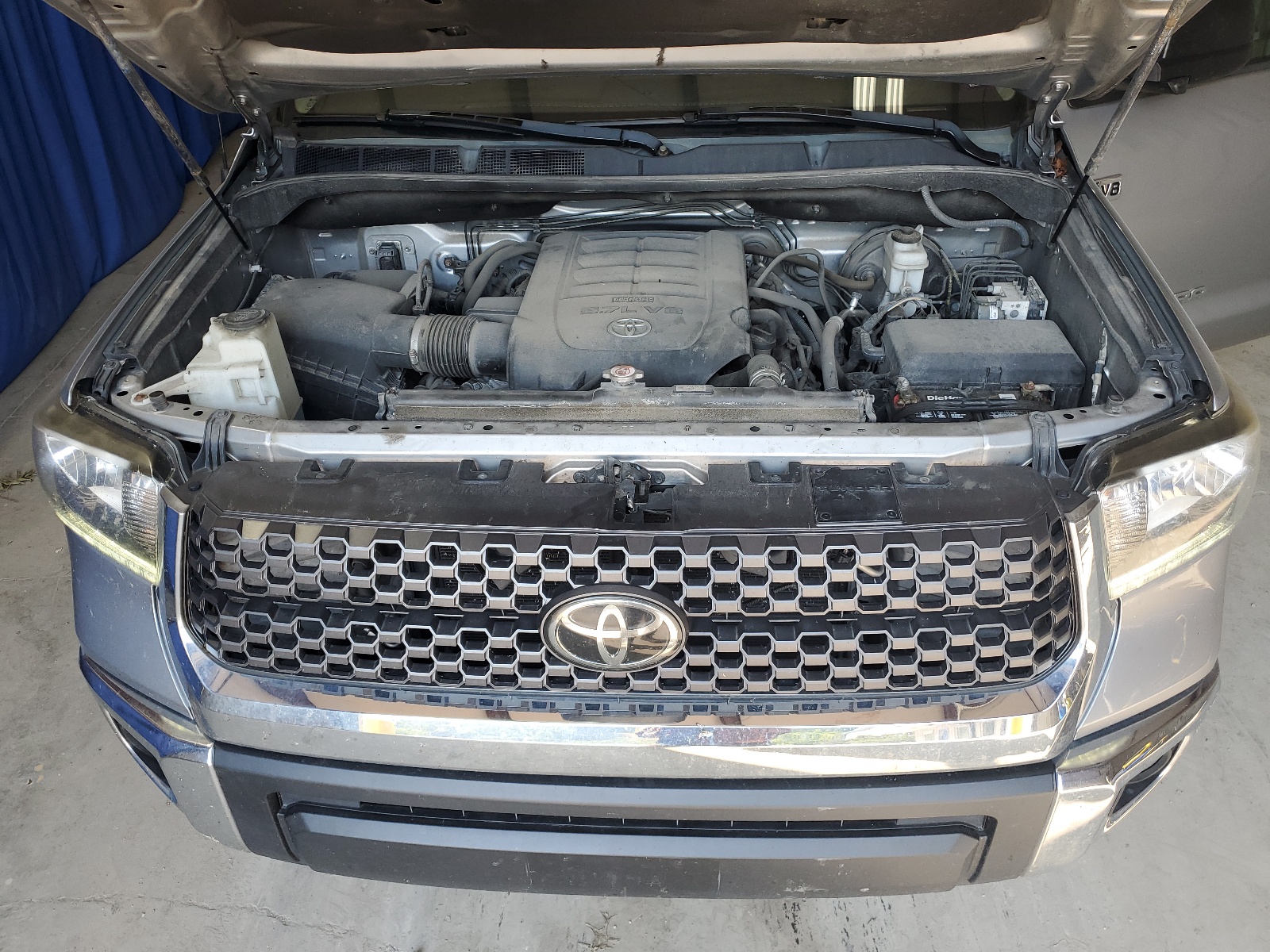 5TFUY5F16JX739308 2018 Toyota Tundra Double Cab Sr