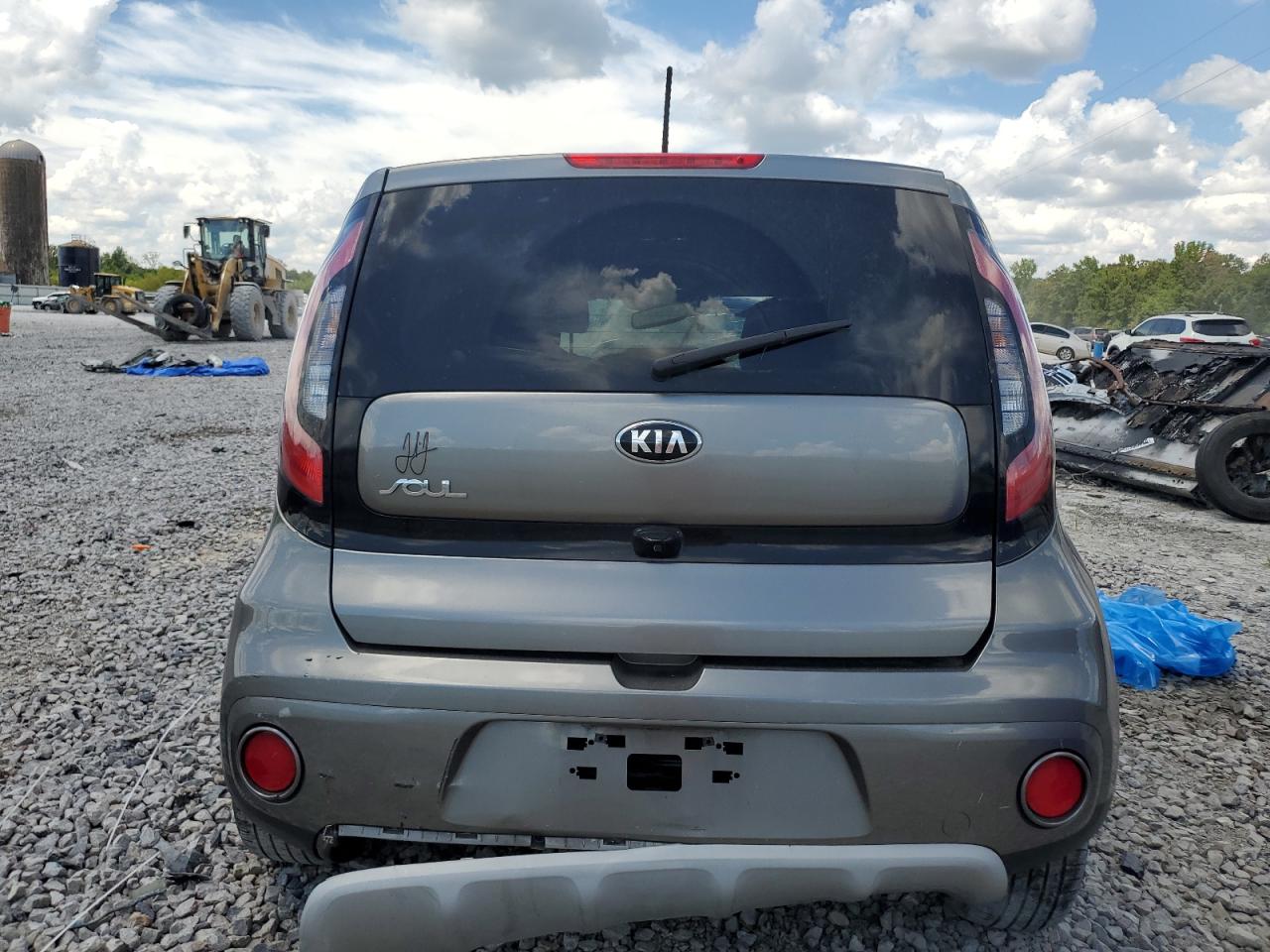 KNDJP3A53K7671703 2019 Kia Soul +