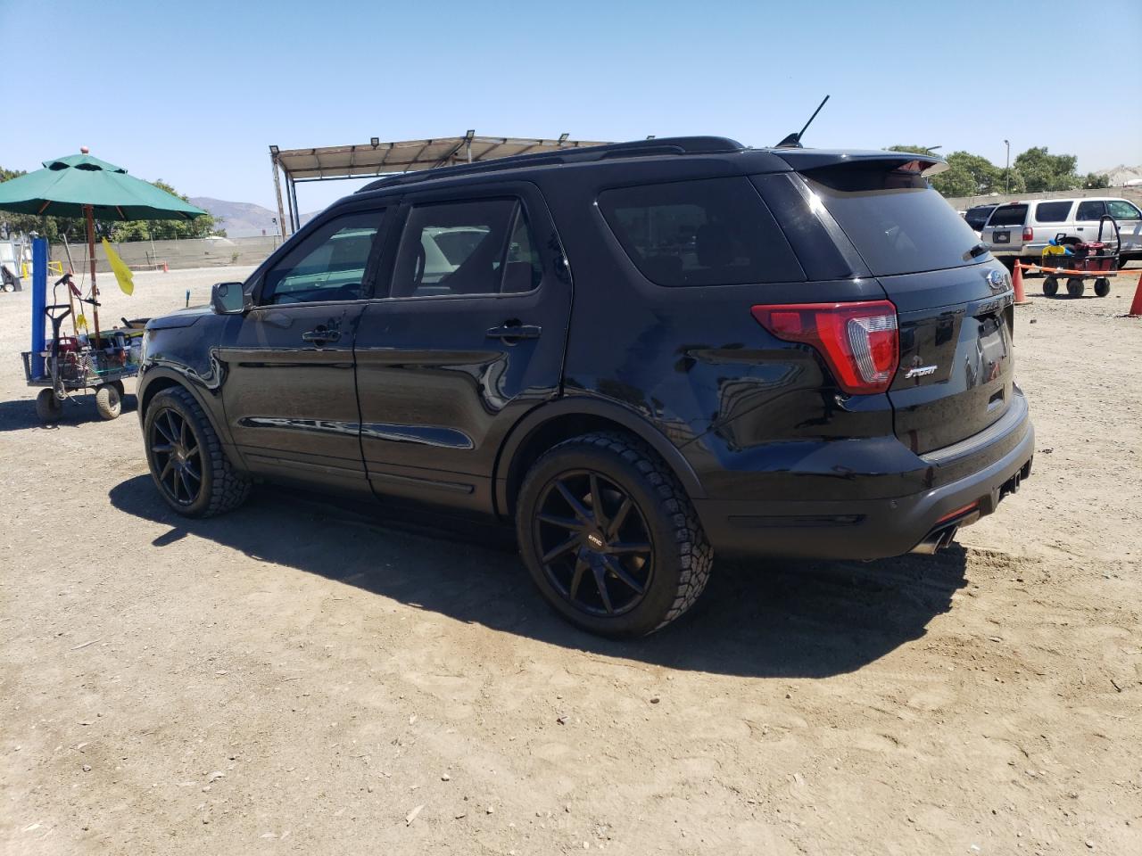 1FM5K8GT3JGC72321 2018 FORD EXPLORER - Image 2