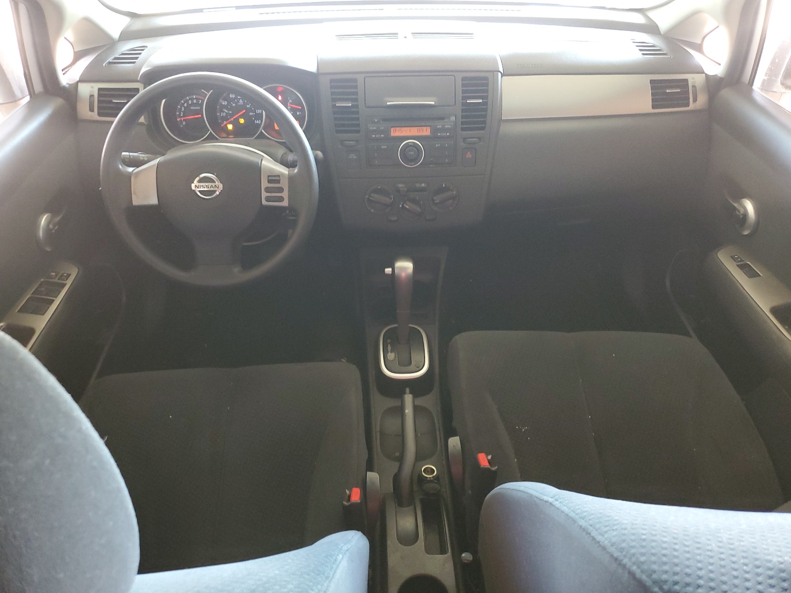 3N1BC1CP2AL440906 2010 Nissan Versa S