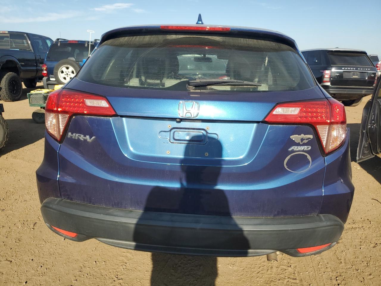 2017 Honda Hr-V Lx VIN: 3CZRU6H3XHM725623 Lot: 69660354