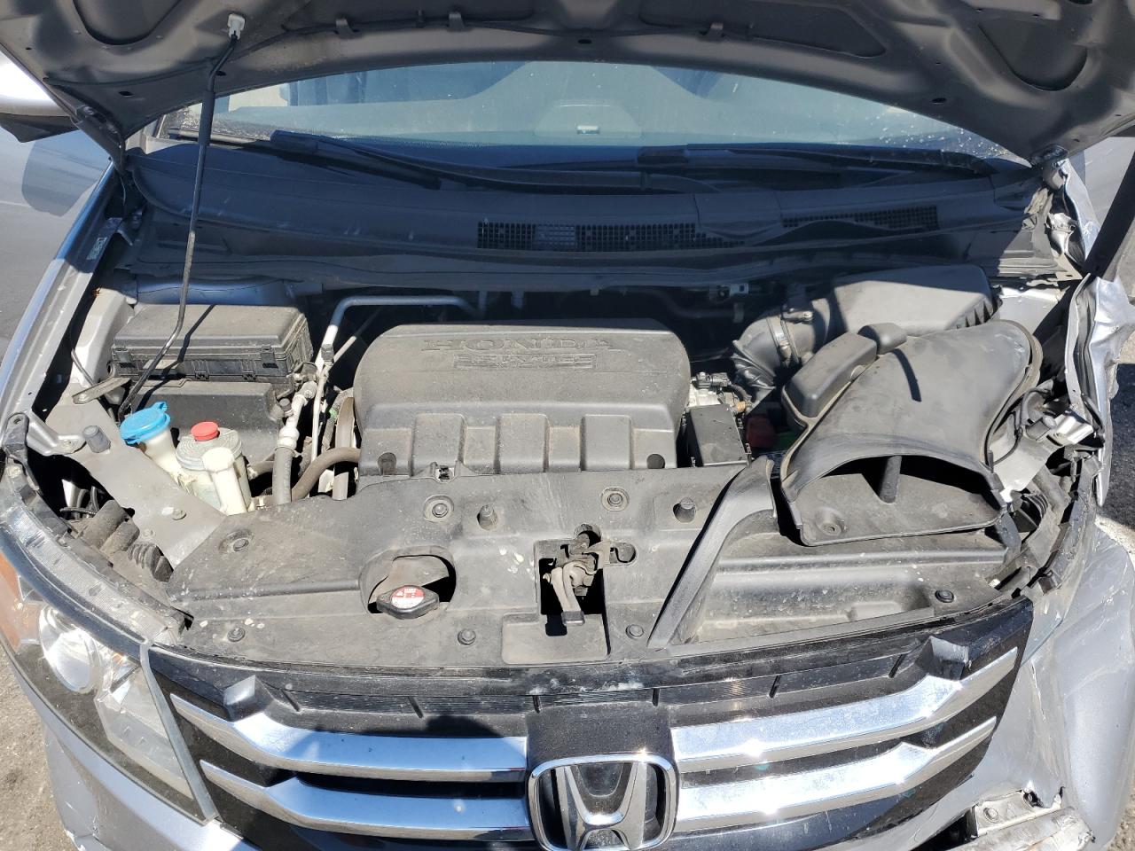 5FNRL6H70JB035370 2018 Honda Odyssey Exl