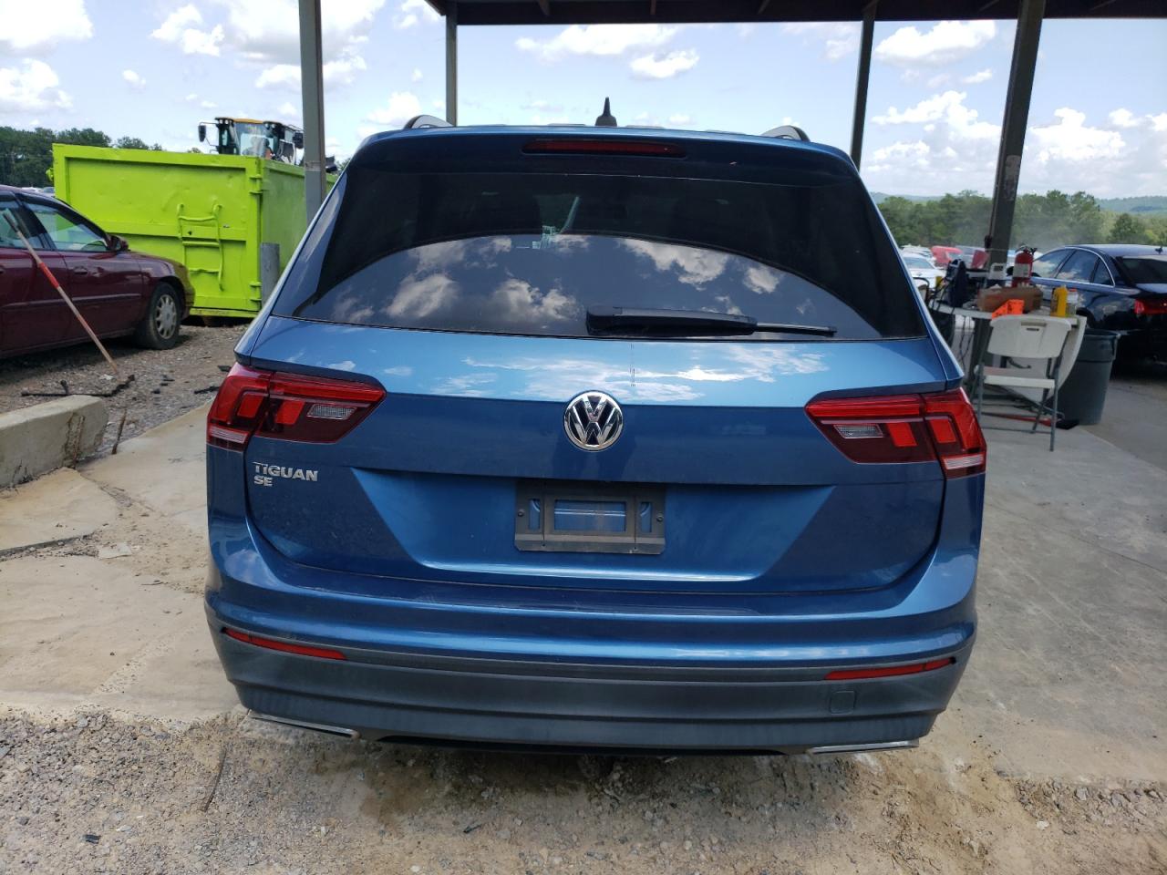 3VV3B7AX2KM148857 2019 Volkswagen Tiguan Se