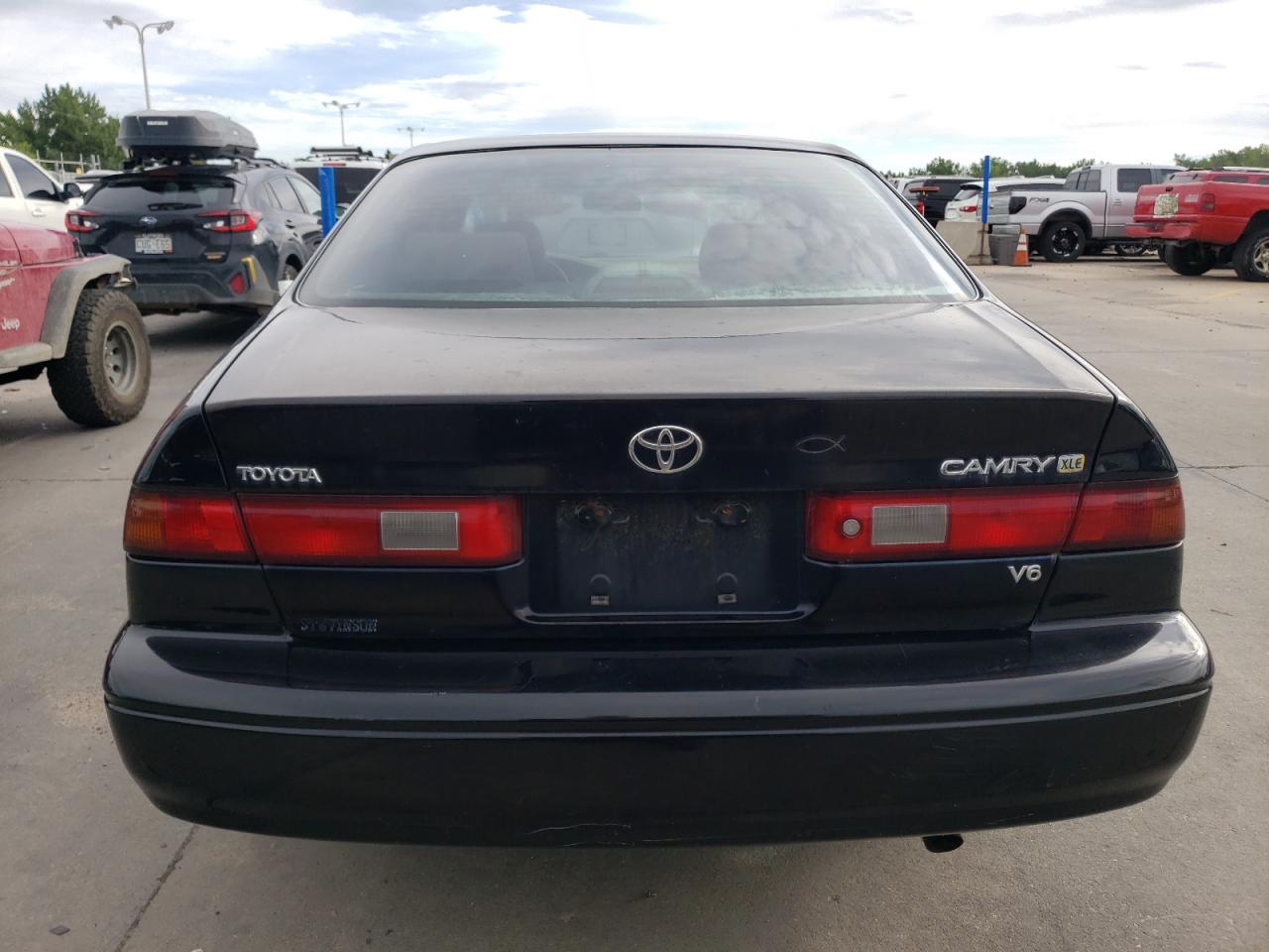 1999 Toyota Camry Le VIN: JT2BF28K8X0214164 Lot: 67349614
