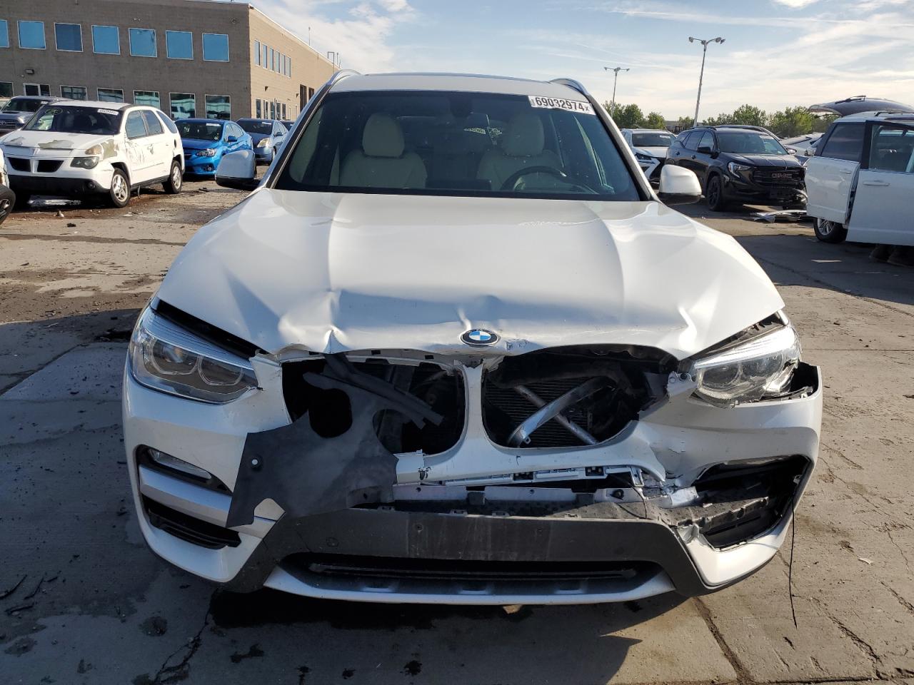 VIN 5UXTR9C54JLC75662 2018 BMW X3 no.5