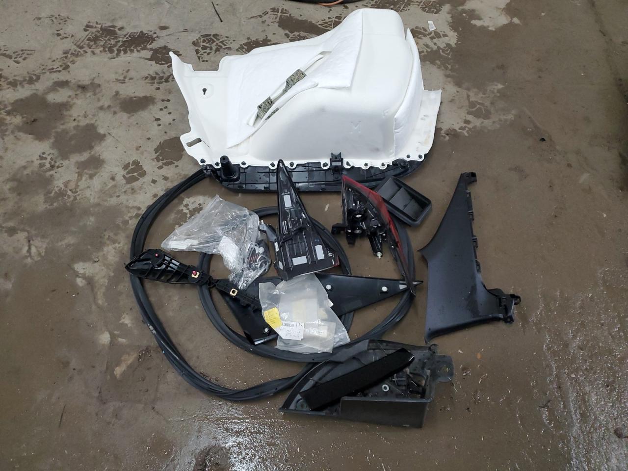 2021 Toyota Prius Le VIN: JTDL9MFU6M3026367 Lot: 64999984