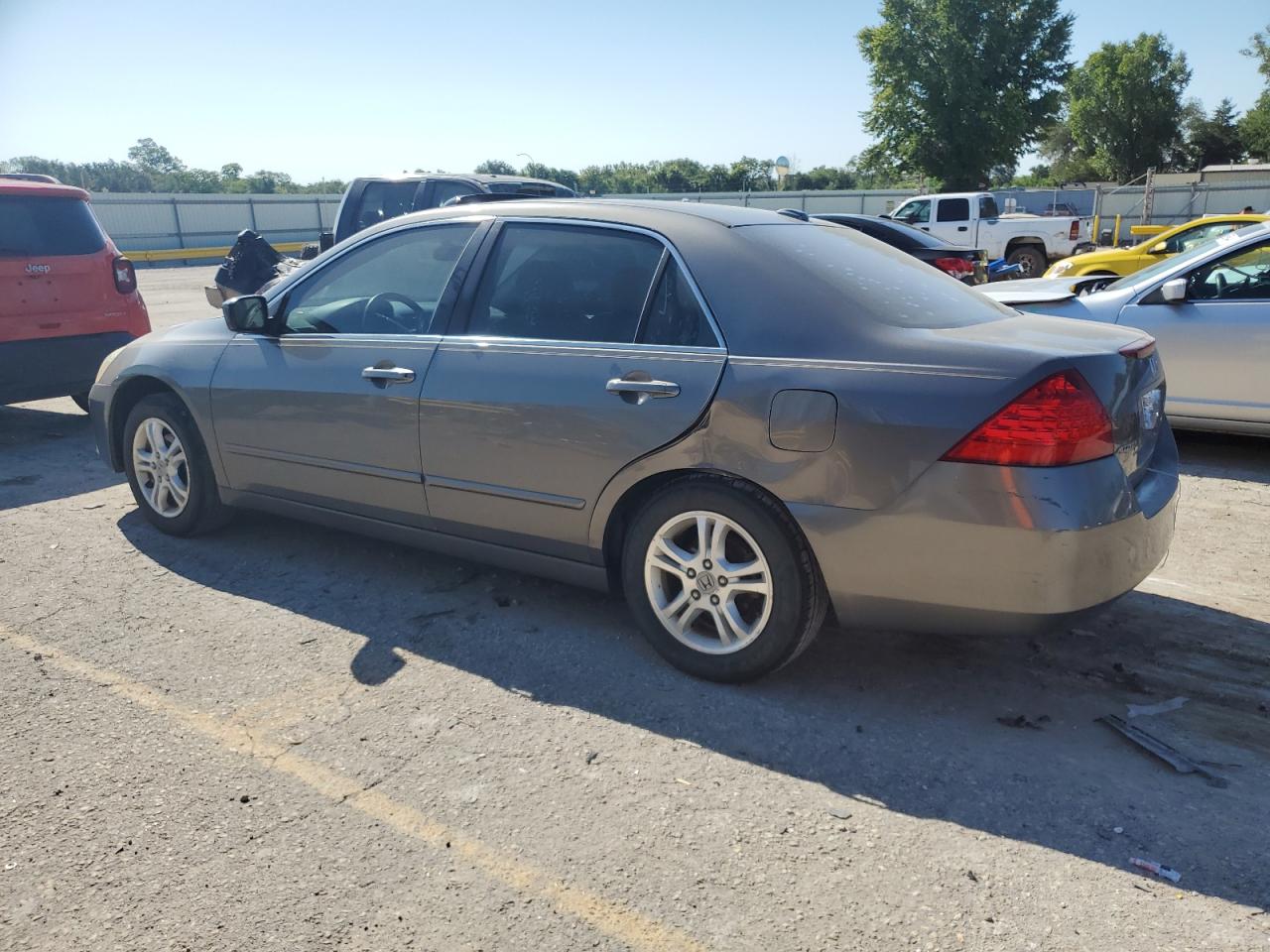 2007 Honda Accord Ex VIN: 1HGCM56837A205104 Lot: 69488614