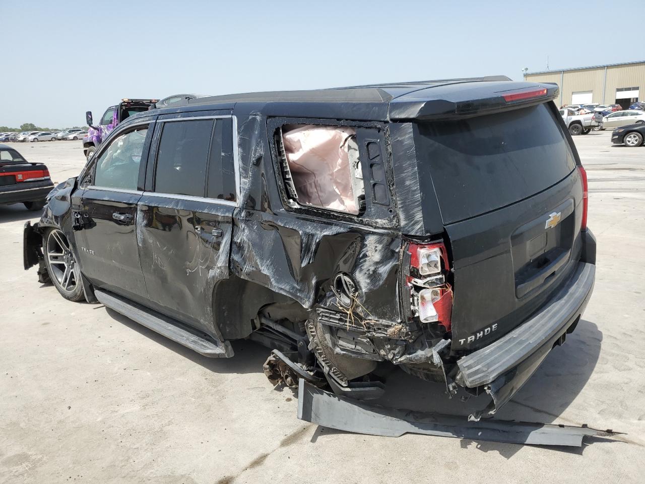2019 Chevrolet Tahoe - Image 2