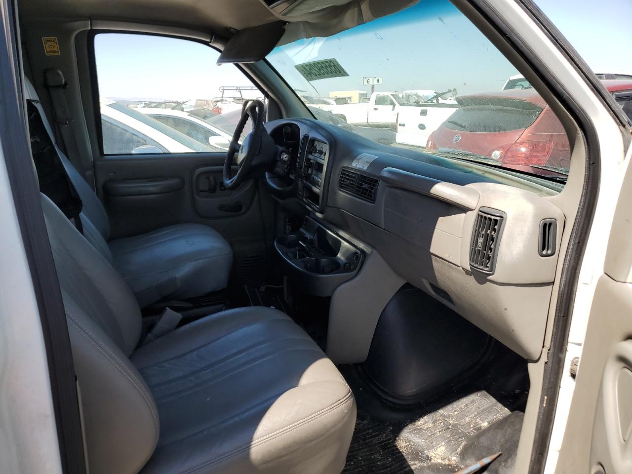 2000 Chevrolet Express G2500 VIN: 1GCFG25W4Y1142100 Lot: 65559254