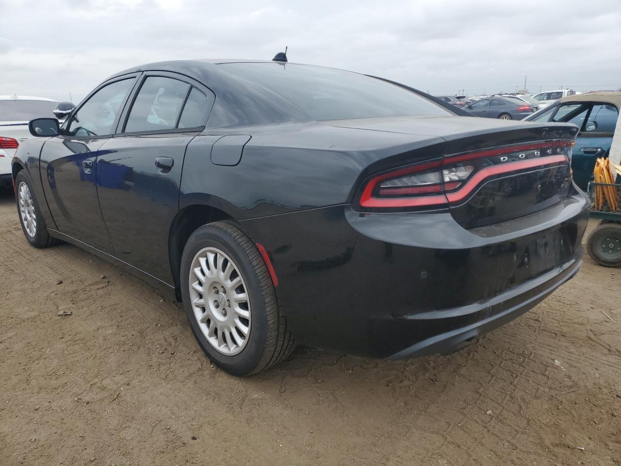 2C3CDXKT5FH772438 2015 DODGE CHARGER - Image 2