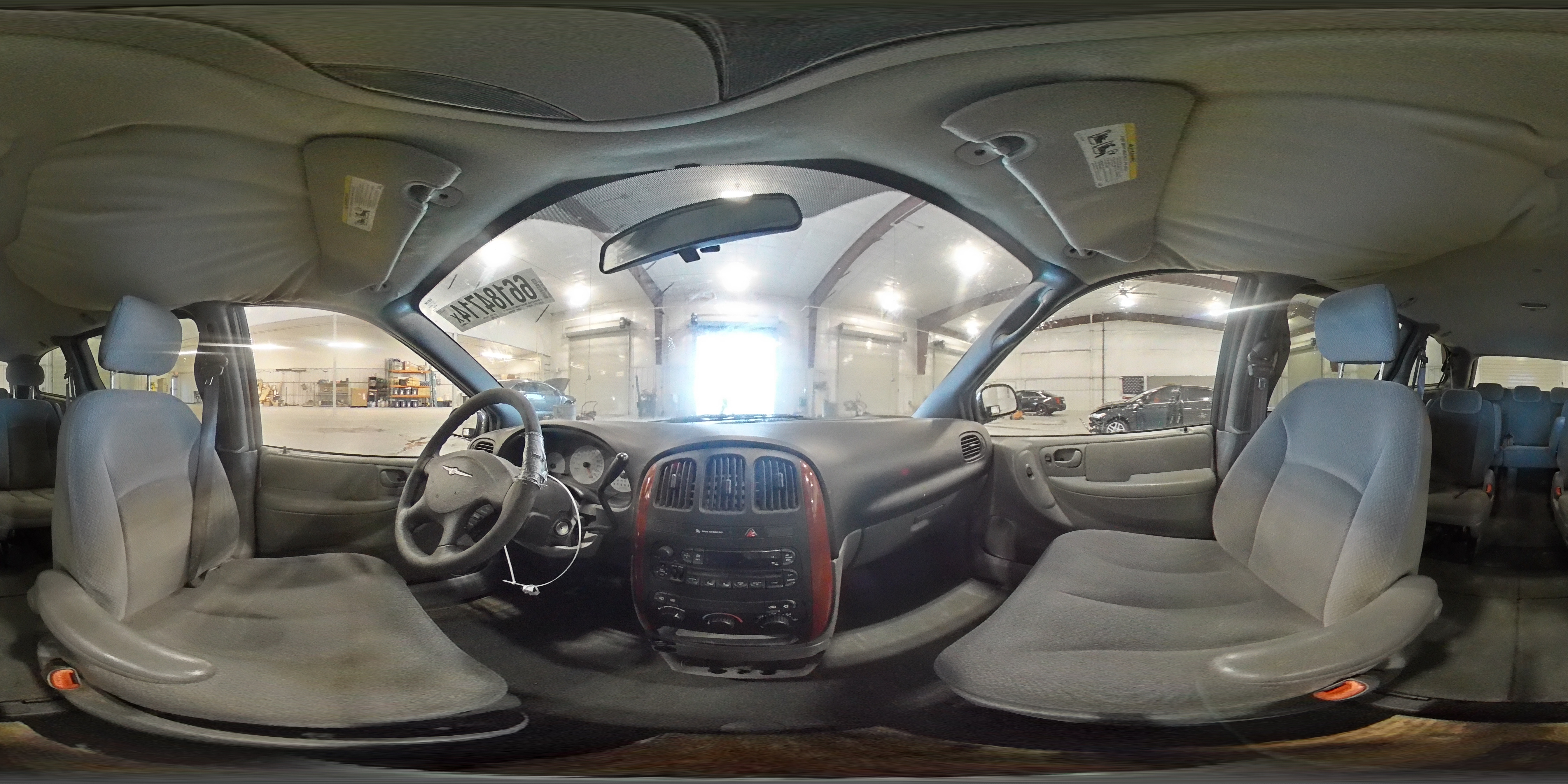 2005 Chrysler Town & Country Lx VIN: 2C4GP44RX5R114692 Lot: 66184714