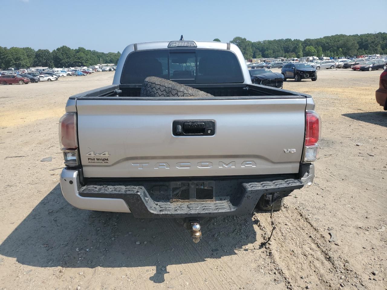 5TFGZ5AN9JX127768 2018 Toyota Tacoma Double Cab