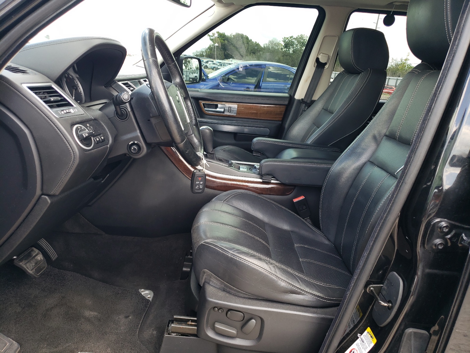 SALSK2D42BA267187 2011 Land Rover Range Rover Sport Lux